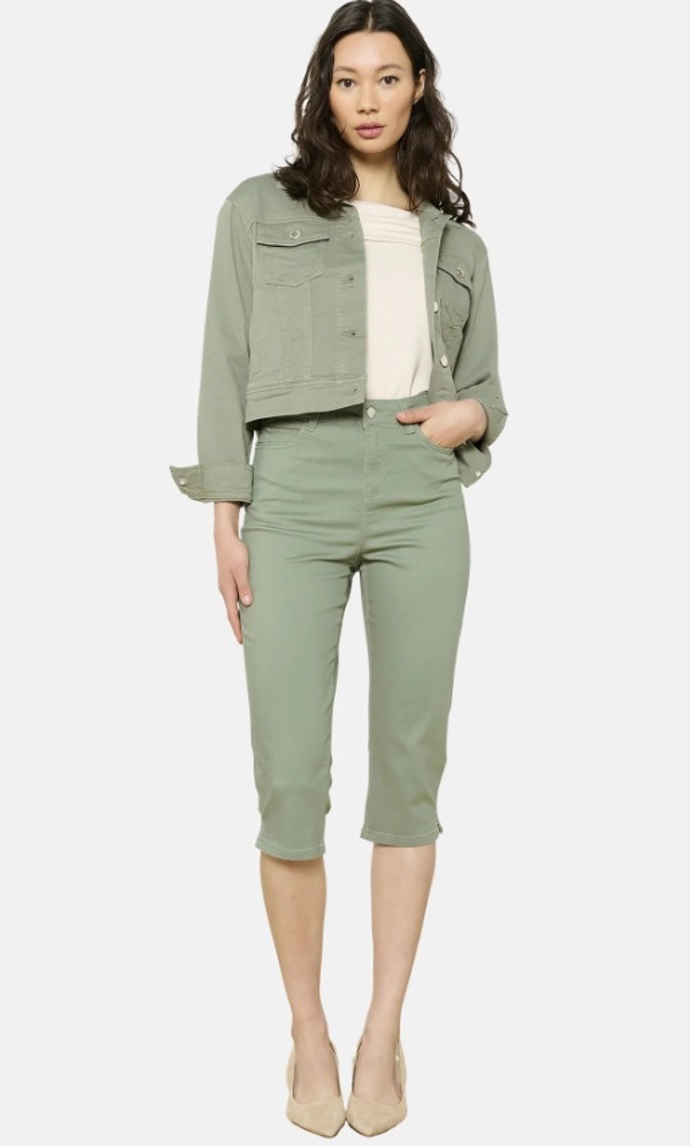Džínové capri v khaki barvě, LolaLiza, 1 009 Kč
