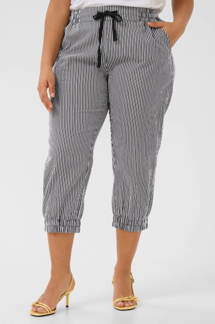 Capri kalhoty, Plus Size, Kaffe, 1 320 Kč
