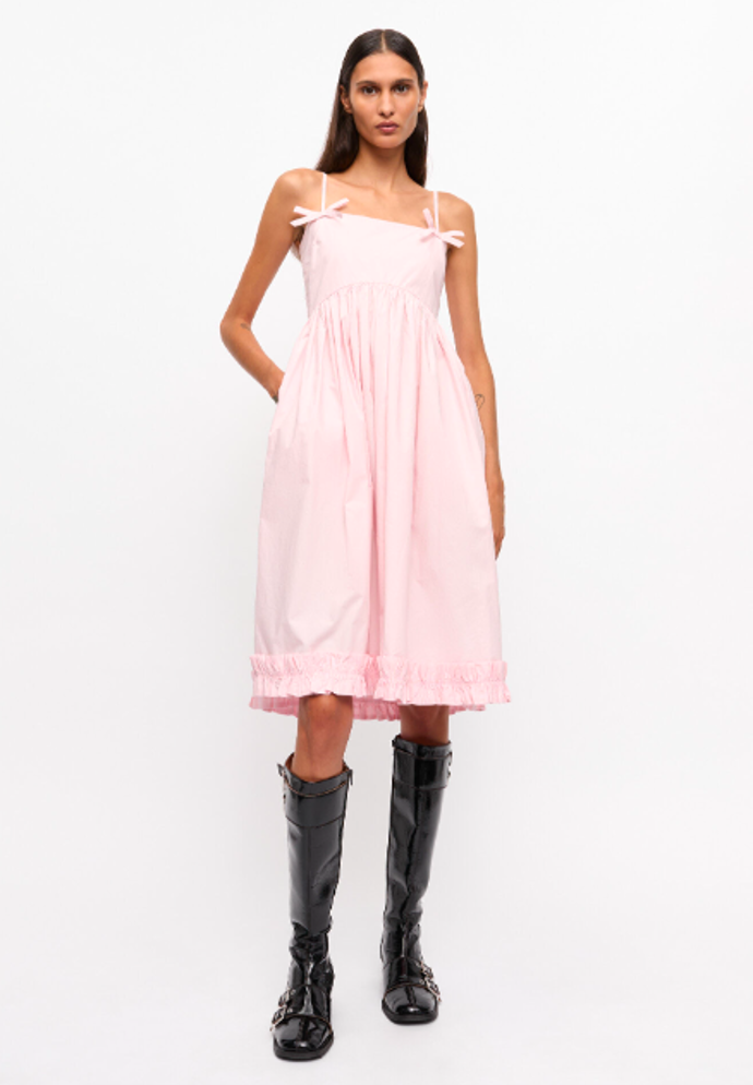 Ganni, 225 eur
Ganni, 225 eur