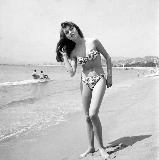 Birgitte Bardot v Cannes (1953)