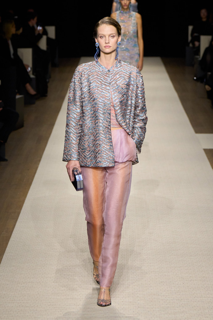 Giorgio Armani SS25
Giorgio Armani SS25
