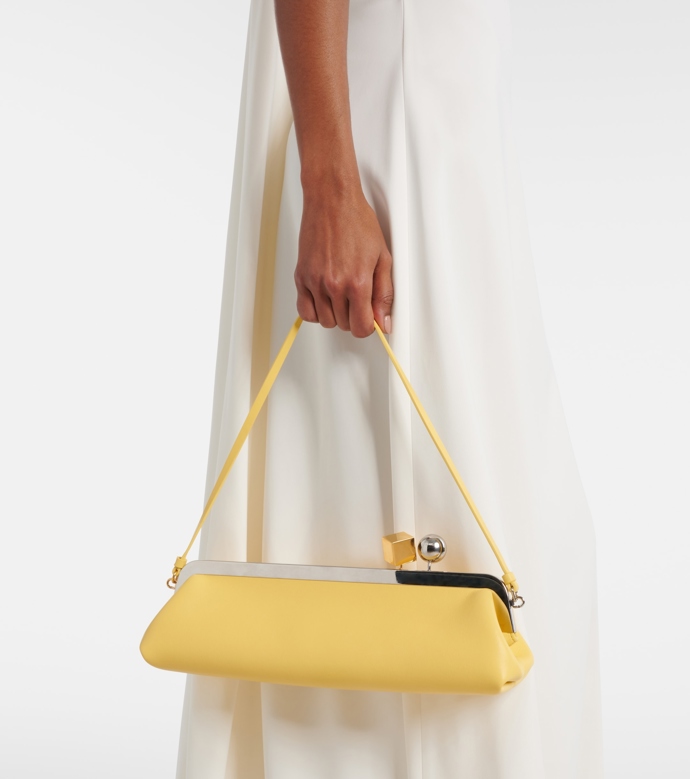 Jacquemus, 1090 eur
Jacquemus, 1090 eur