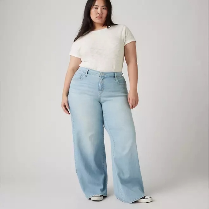 Levi's, 2999 Kč
Levi's, 2999 Kč