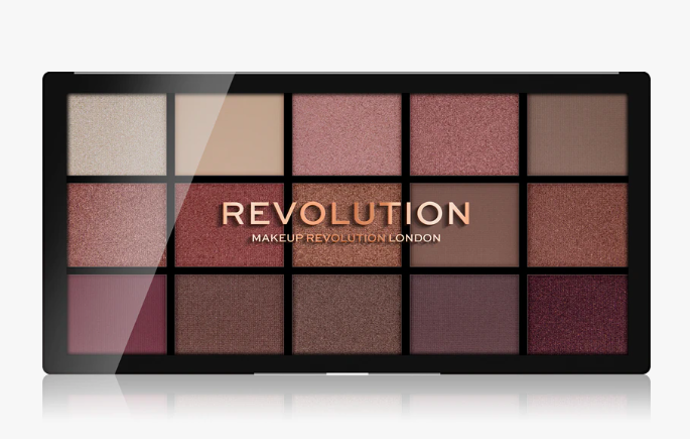 Makeup Revolution Reloaded, odstín Iconic, 148 Kč
Makeup Revolution Reloaded, odstín Iconic, 148 Kč