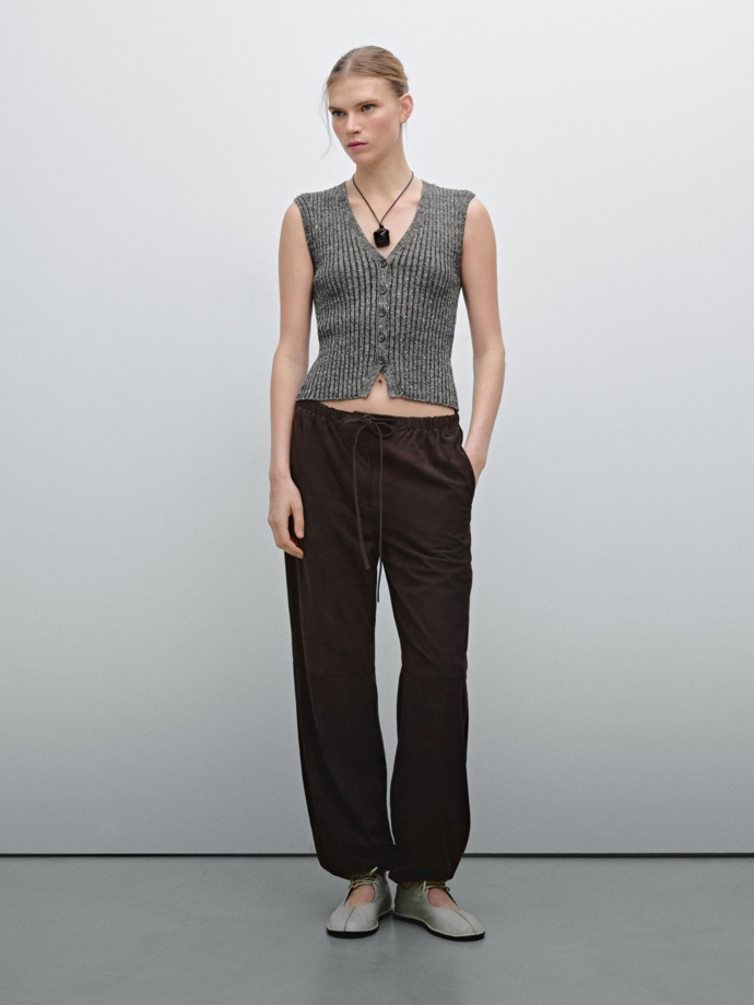 Massimo Dutti, 7999 Kč
Massimo Dutti, 7999 Kč