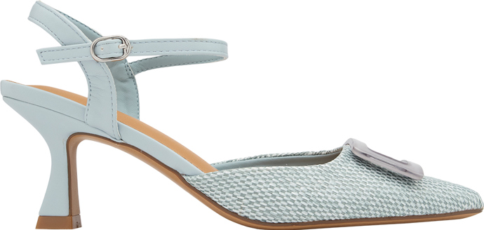 Deichmann, 749 Kč
Deichmann, 749 Kč