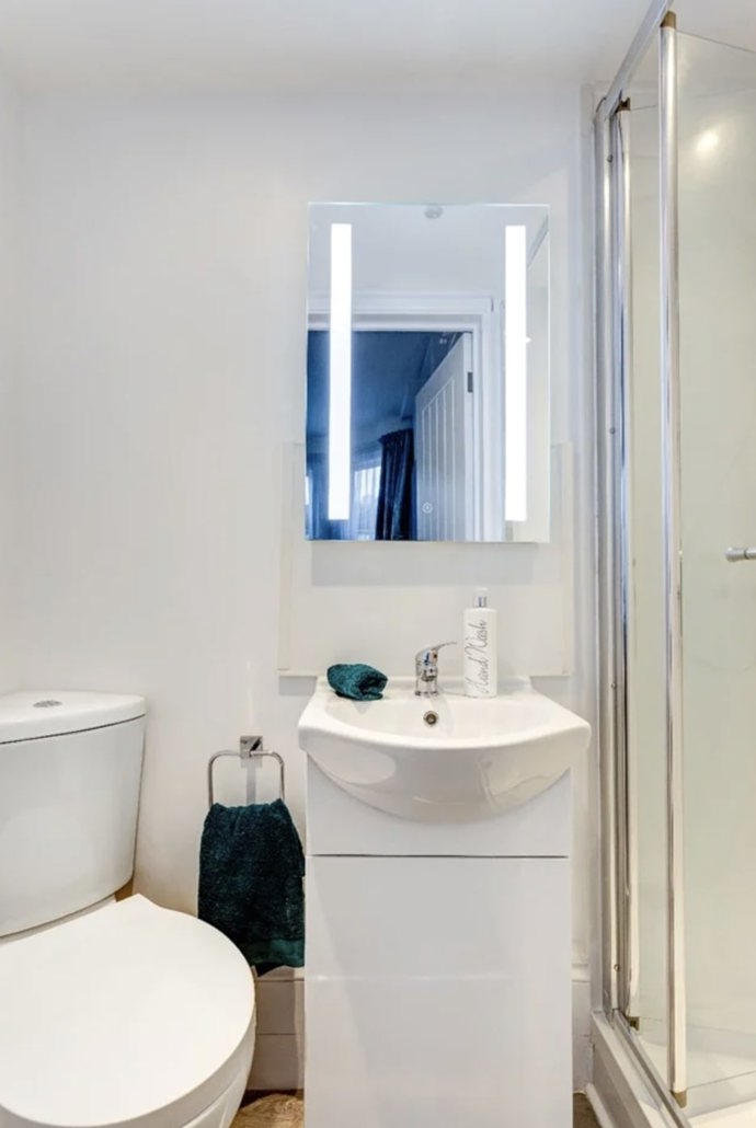 Vybavení je poměrně skromné, ale moderní
Vybavení je poměrně skromné, ale moderní
