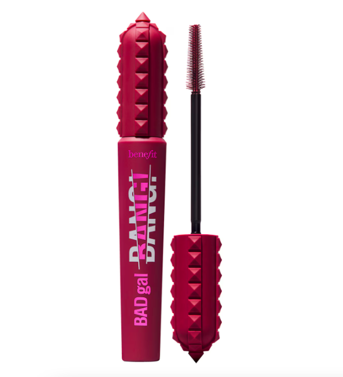 Řasenka BADgal BANG!, odstín Wild Plum, Benefit, 850 Kč
