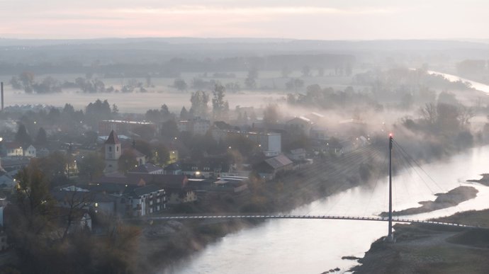 Lávka přes Vltavu v Lužci nad Vltavou, AI PRAHA
Lávka přes Vltavu v Lužci nad Vltavou, AI PRAHA