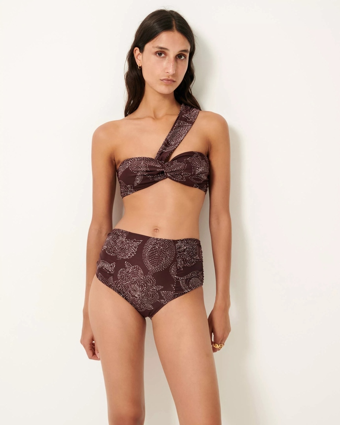 Sessun, 135 eur
Sessun, 135 eur
