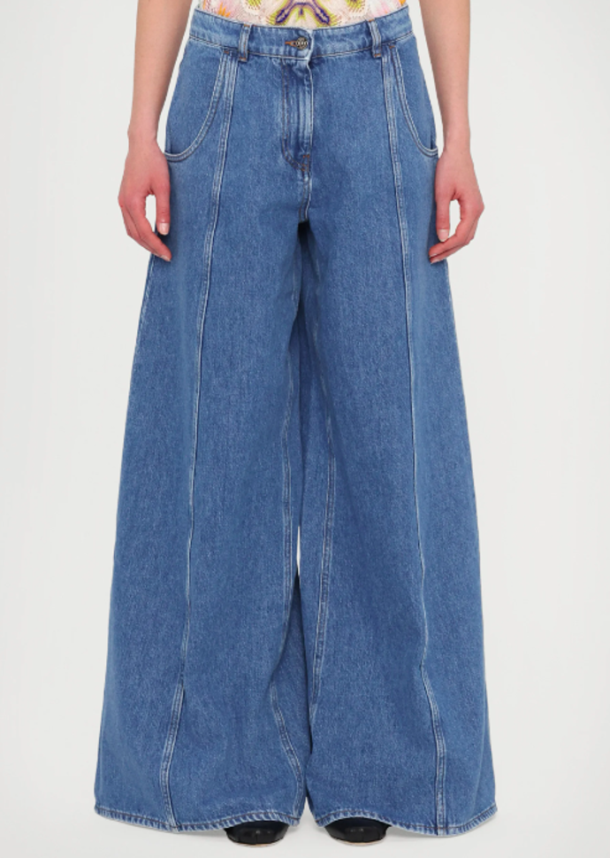 Baggy džíny, MISSONI, 13200 Kč
Baggy džíny, MISSONI, 13200 Kč