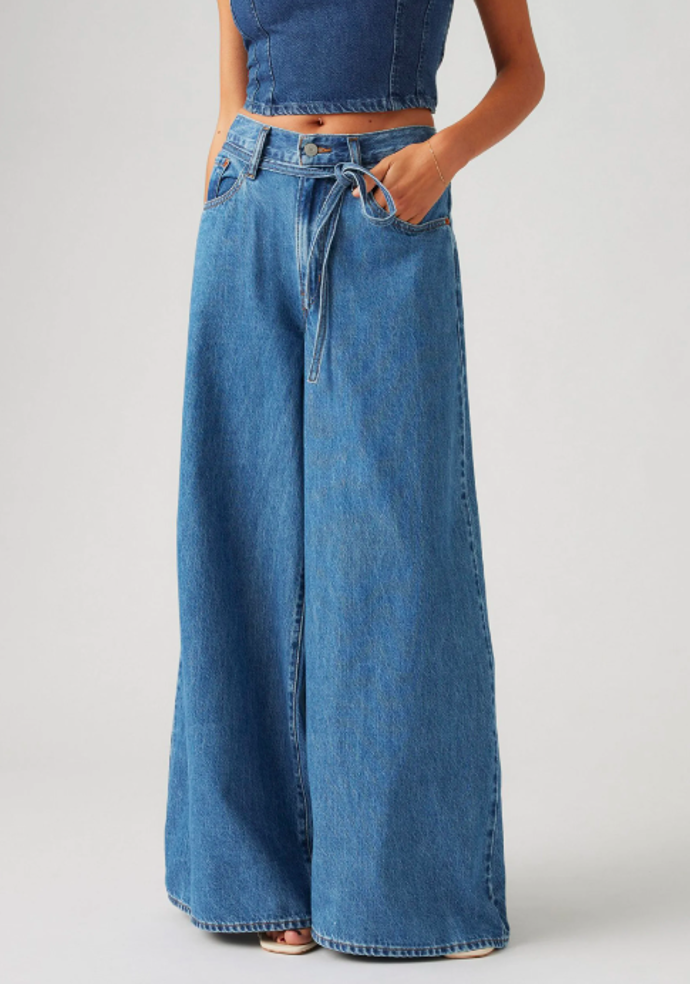 Baggy džíny, Levi's®, 3360 Kč
Baggy džíny, Levi's®, 3360 Kč