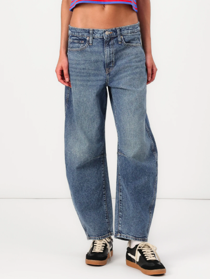Baggy džíny, GAP, 1020 Kč
Baggy džíny, GAP, 1020 Kč