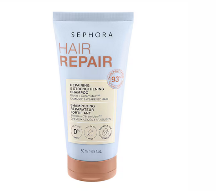 Posilující regenerační šampon Sephora Collection Repairing & Strenghtening Shampoo určený k regeneraci a posílení poškozených a oslabených vlasů. Díky složení bez sulfátů, bez silikonů a s obsahem aktivních složek tento šampon regeneruje, posiluje a chrání, aby vlasy byly zdravější a odolnější. 150 Kč
Posilující regenerační šampon Sephora Collection Repairing & Strenghtening Shampoo určený k regeneraci a posílení poškozených a oslabených vlasů. Díky složení bez sulfátů, bez silikonů a s obsahem aktivních složek tento šampon regeneruje, posiluje a chrání, aby vlasy byly zdravější a odolnější. 150 Kč