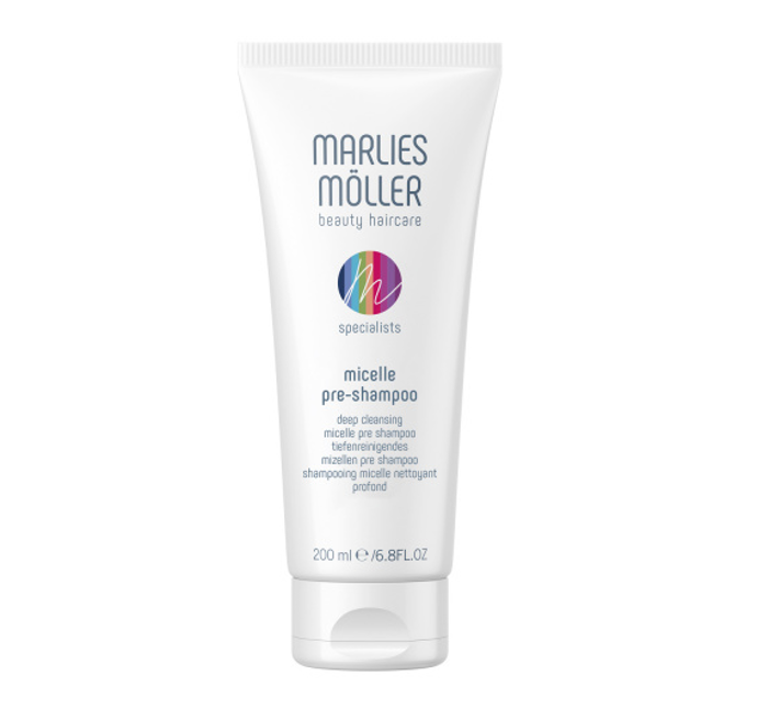 Marlies Möller Specialists Micelle Pre-Shampoo odstraňuje nečistoty, zbytky stylingových produktů a nečistoty z okolního prostředí. Snižuje množství pečujícího šamponu, který po předmytí následuje. 870 Kč
Marlies Möller Specialists Micelle Pre-Shampoo odstraňuje nečistoty, zbytky stylingových produktů a nečistoty z okolního prostředí. Snižuje množství pečujícího šamponu, který po předmytí následuje. 870 Kč
