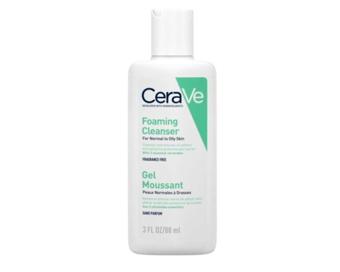 Čistící pěnící gel, CERAVE, 115 Kč
