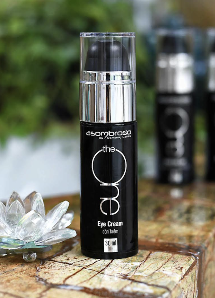 Oční krém The One Eye Cream, Asomroso, 949 Kč

Skvělý produkt pro dokonalou péči očního okolí. Koupíte na Asombroso.cz.
