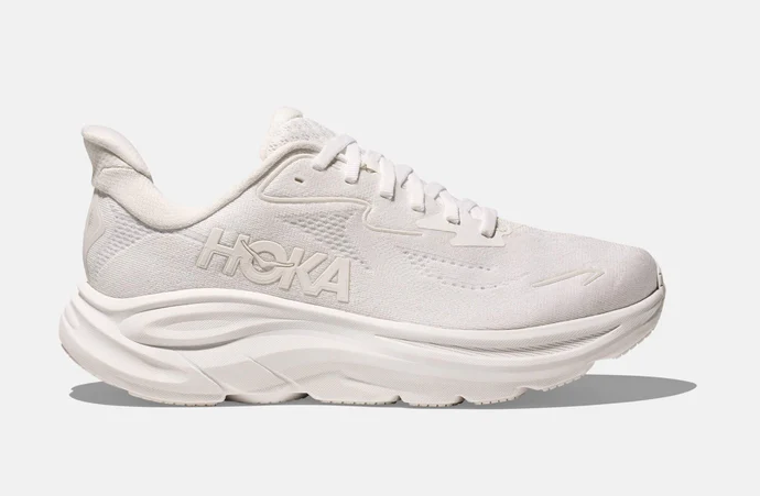 Dámské bílé tenisky Hoka Clifton 10, 3.399 Kč
Dámské bílé tenisky Hoka Clifton 10, 3.399 Kč