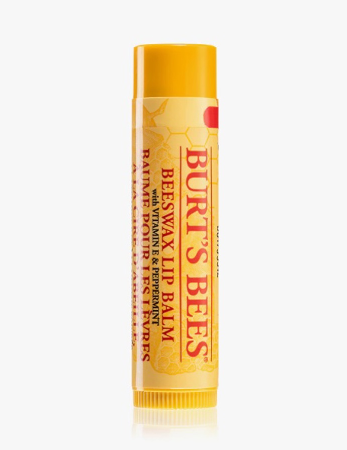 Balzám na rty s včelím voskem, Burt’s Bees, 94 Kč

