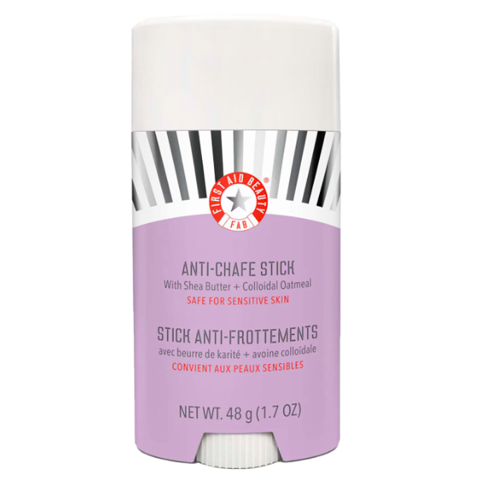 Tyčinka s bambuckým máslem a koloidním ovsem Anti-Chafe Stick, First Aid Beauty, 510 Kč
Tyčinka s bambuckým máslem a koloidním ovsem Anti-Chafe Stick, First Aid Beauty, 510 Kč