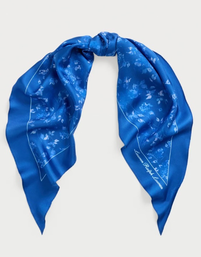 Modrý šátek do vlasů, Ralph Lauren, 1 680 Kč
