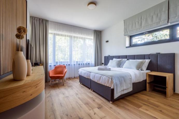 Ubytování je luxusní s veškerým komfortem. Aby v hotelu zajistili hostům skutečný klid a pohodu, rozhodli se pro Adult friendly hotel. 
