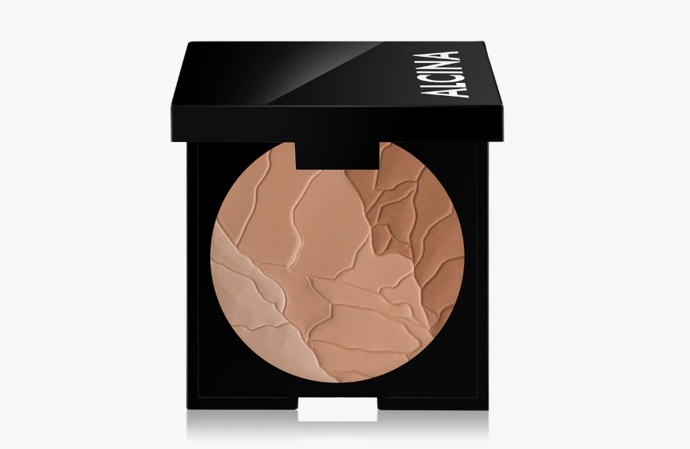 Bronzer, Alcina, 574 Kč
