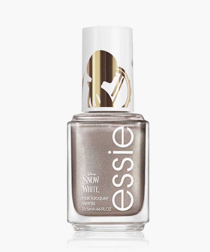 Metalický lak na nehty, Essie, 172 Kč
