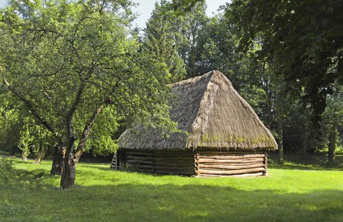Muzeum vesnice jihovýchodní Moravy ve Strážnici vzniklo roku 1973 a veřejnosti se otevřelo o osm let později. Dnes patří k nejrozsáhlejším skanzenům v Česku.
Muzeum vesnice jihovýchodní Moravy ve Strážnici vzniklo roku 1973 a veřejnosti se otevřelo o osm let později. Dnes patří k nejrozsáhlejším skanzenům v Česku.