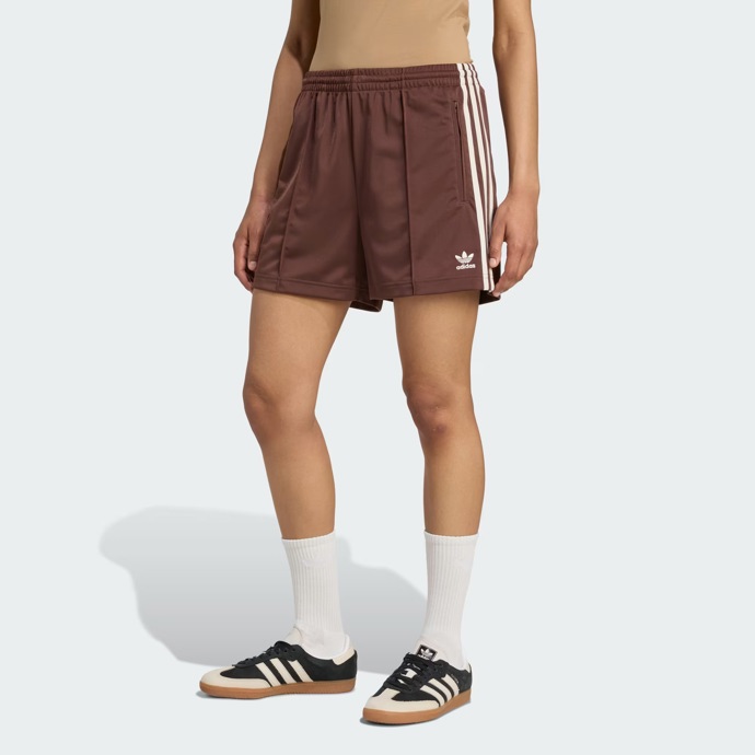 Šortky, Adidas, 999 Kč
