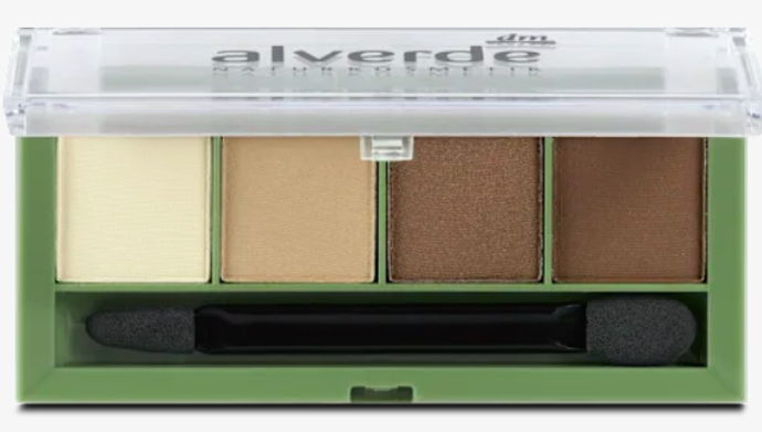 alverde NATURKOSMETIK oční stíny 129 Kč
