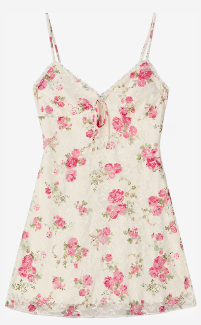Bershka Letní šaty 849 Kč
