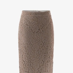 Krémová pouzdrová sukně, Guess, 3 390 Kč
