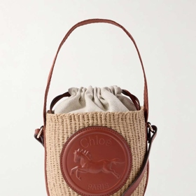 Chloé, 750 eur
