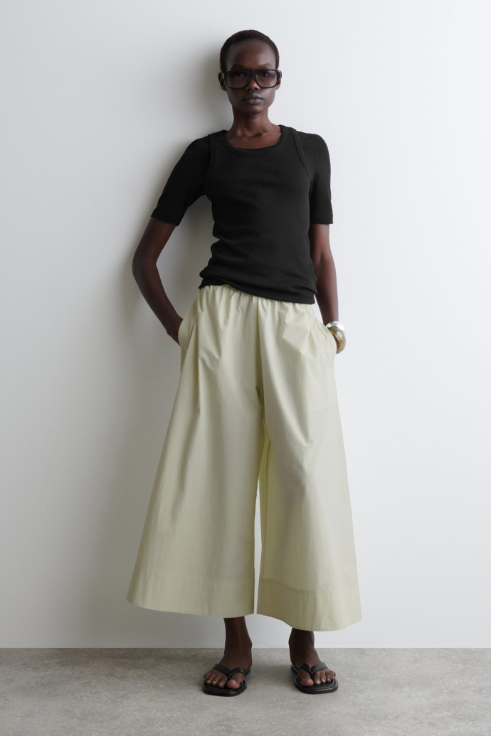 Cos, 79 eur
Cos, 79 eur