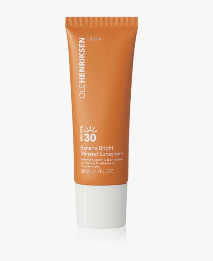 Opalovací krém na obličej s vitaminem C, OLEHENRIKSEN, 903 Kč
