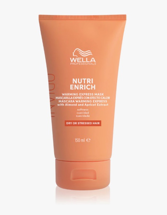 Hydratační maska na vlasy se samozahřívacím efektem, Wella Professionals, 326 Kč 
