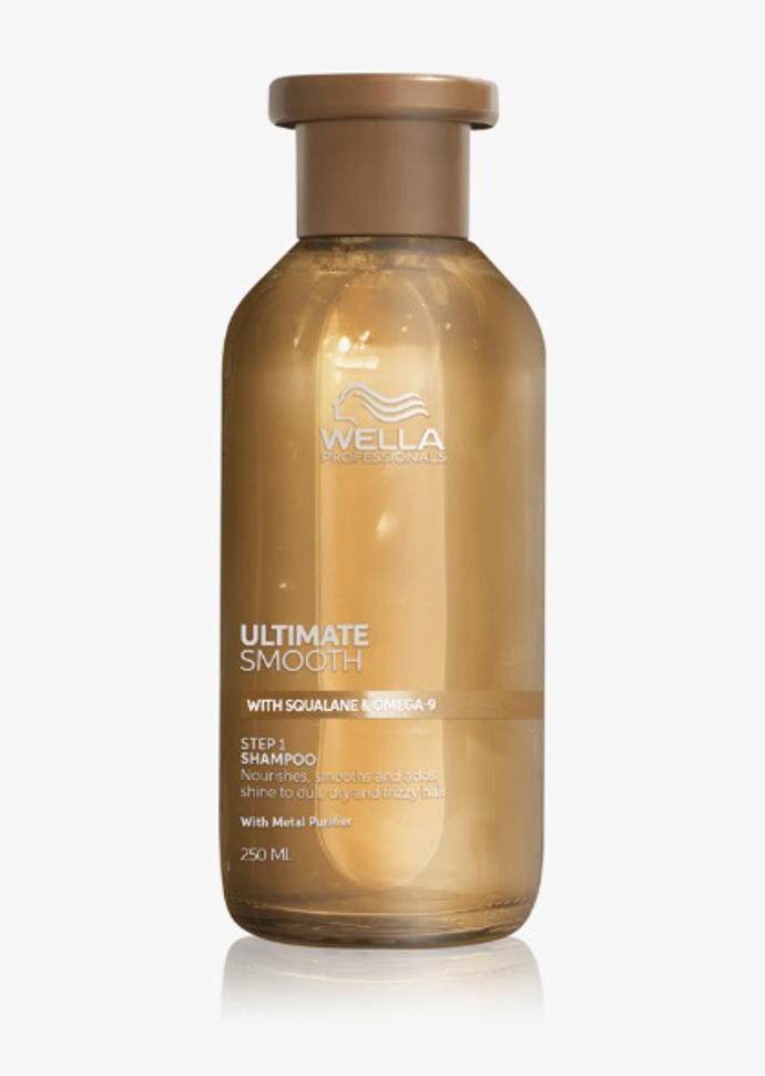 Intenzivně vyživující šampon pro lesk a hebkost vlasů, Wella Professionals, 467 Kč
