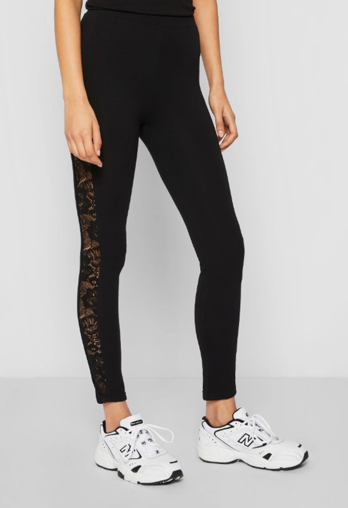 Legíny, Urban Classics, 525 Kč

