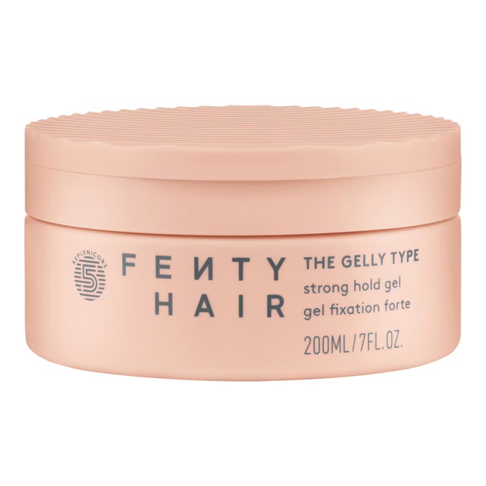Gel na vlasy, Fenty Hair, 820 Kč
Gel na vlasy, Fenty Hair, 820 Kč