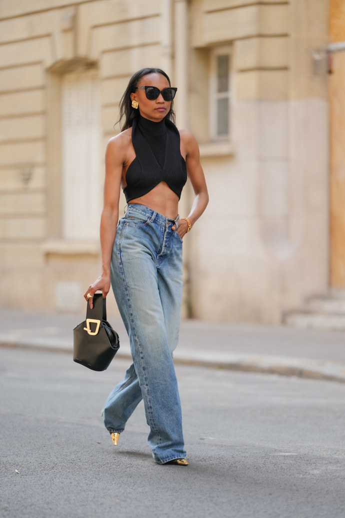 Outfit s crop topem
Outfit s crop topem