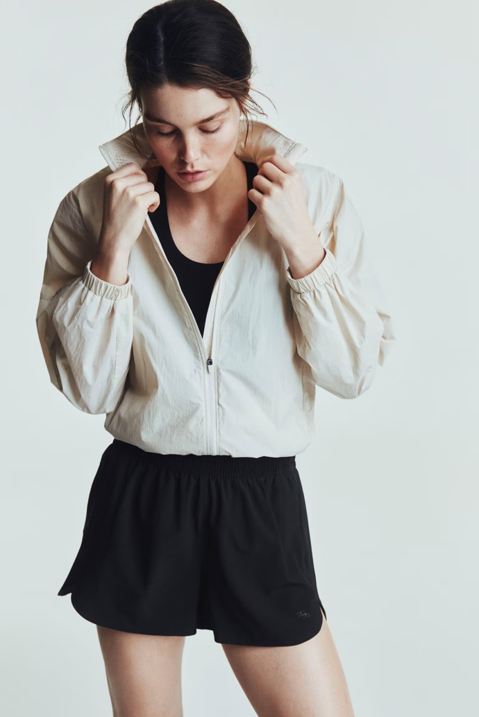 Šortky, H&M, 359 Kč
