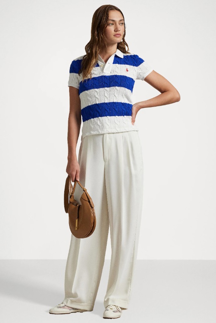 Polotričko s límečkem, Ralph Lauren, 3 120 Kč
