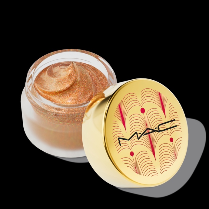 Jelly Slime All-Over Highlighter Gift of Gold, MAC, 1050 Kč
Jelly Slime All-Over Highlighter Gift of Gold, MAC, 1050 Kč