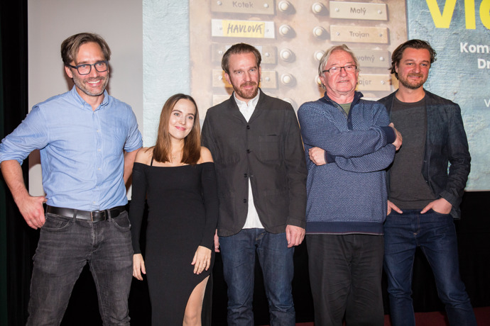 S kolegy během premiéry filmu Vlastníci
S kolegy během premiéry filmu Vlastníci