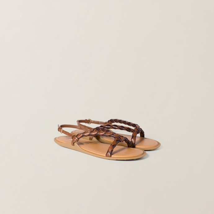 Miu Miu, 770 eur
Miu Miu, 770 eur