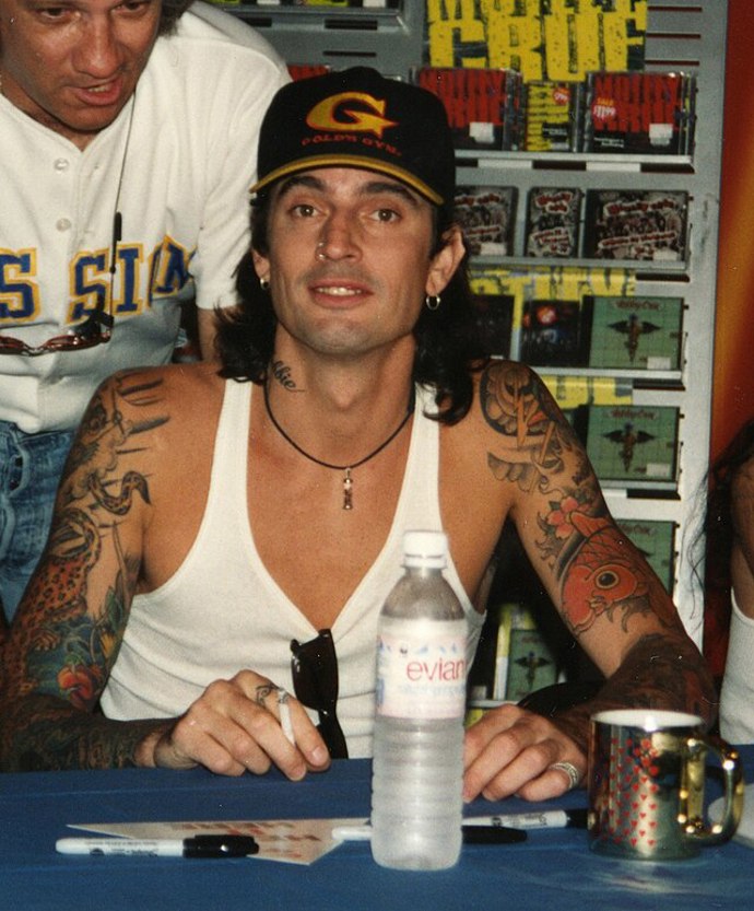 Tommy Lee 
