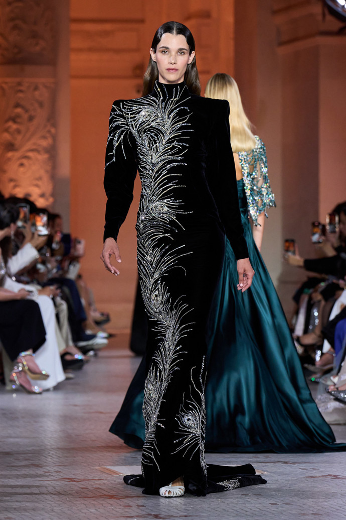 Zuhair Murad podzim 2025
Zuhair Murad podzim 2025