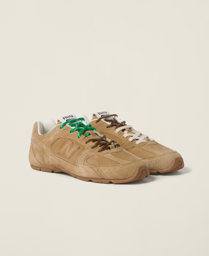 New Balance X Miu Miu 530 SL, 950 eur
New Balance X Miu Miu 530 SL, 950 eur