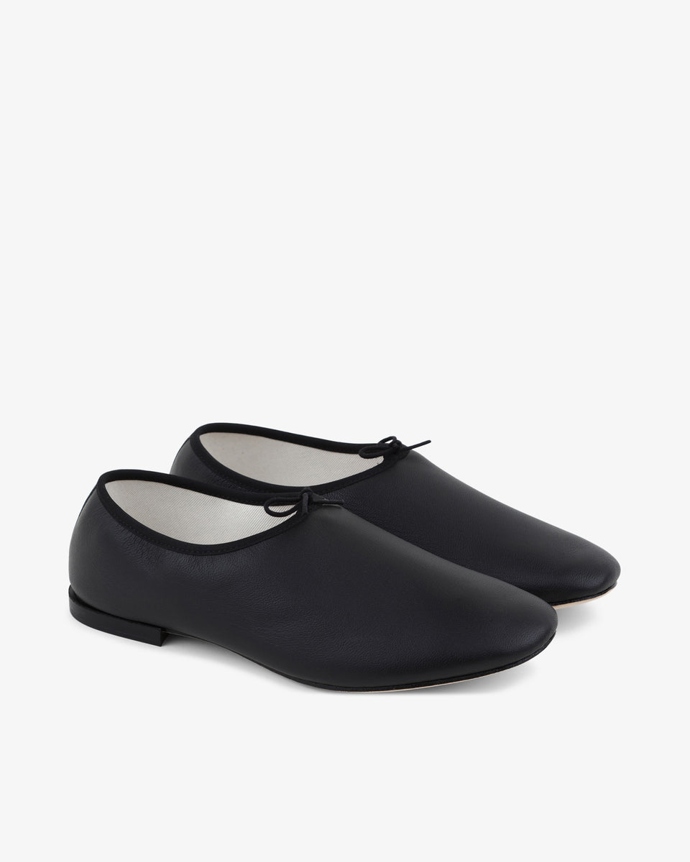Pánské baleríny, Repetto, 8700 Kč
Pánské baleríny, Repetto, 8700 Kč